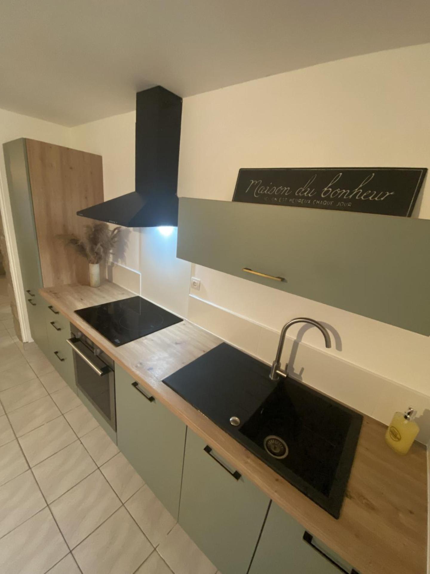 Appartement Tout Equipe 2 Chambres + Jardin Saix  Екстериор снимка